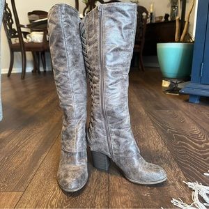 Knee-High boots! Perfect condition